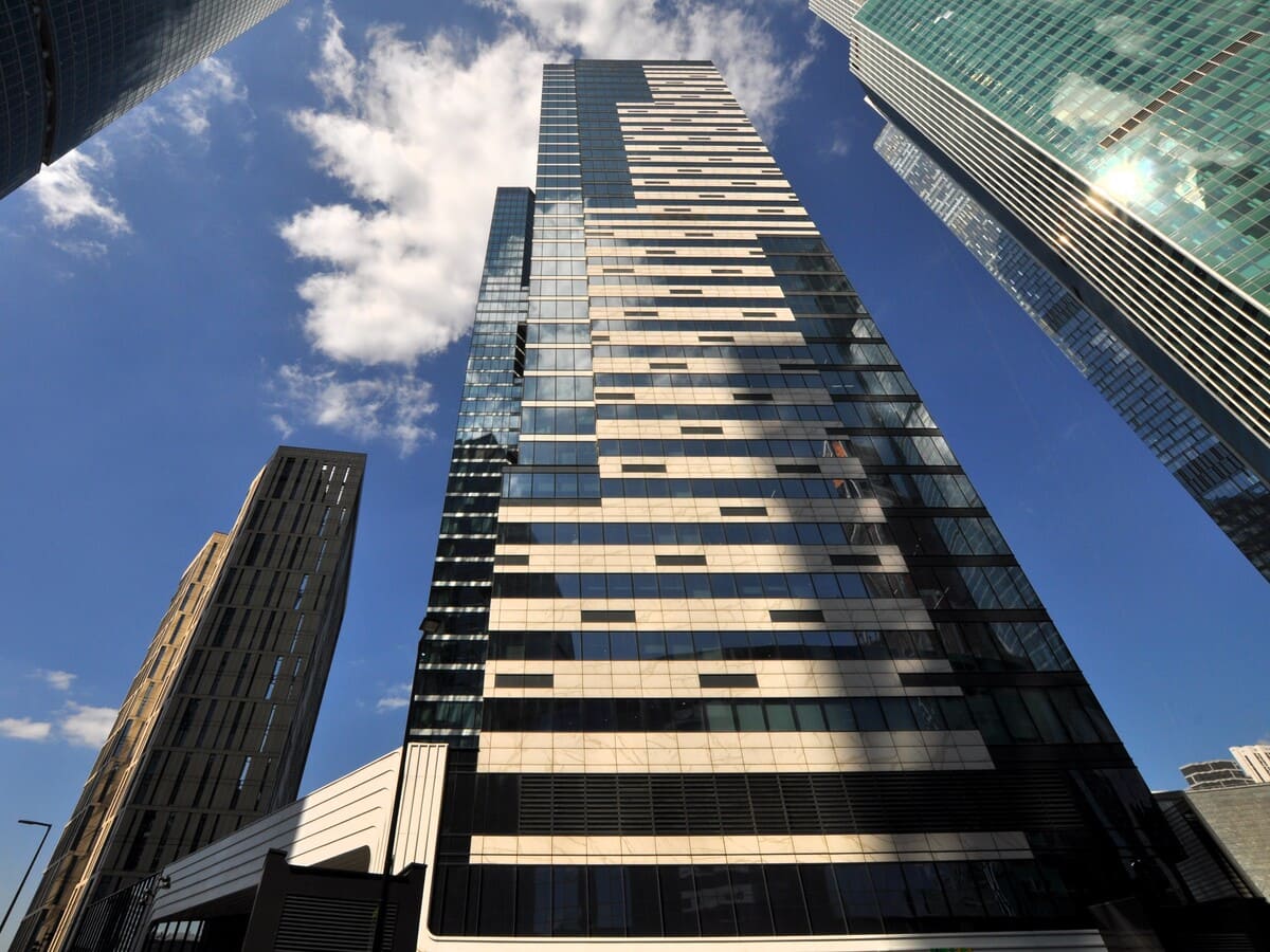 Офисы от 950 до 1100 кв.м. в аренду и продажу в Москве и Московской области